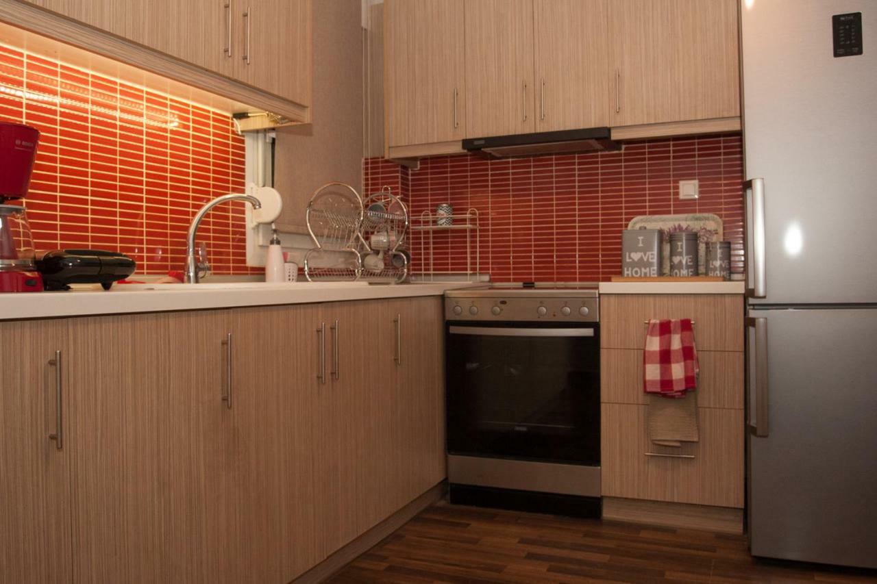 Stylish Zoi'S Appartment Next To Helexpo, White Tower Thessaloniki Buitenkant foto
