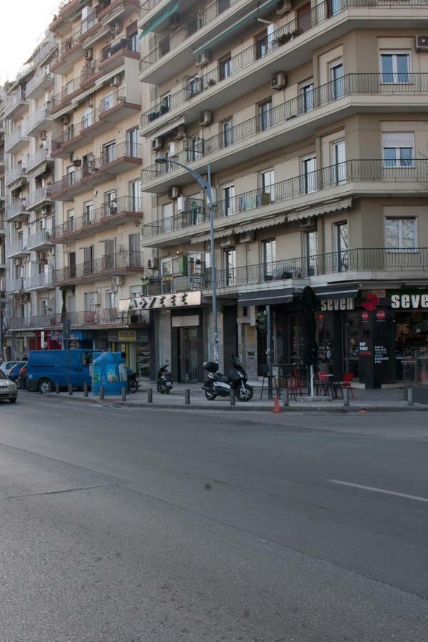 Stylish Zoi'S Appartment Next To Helexpo, White Tower Thessaloniki Buitenkant foto